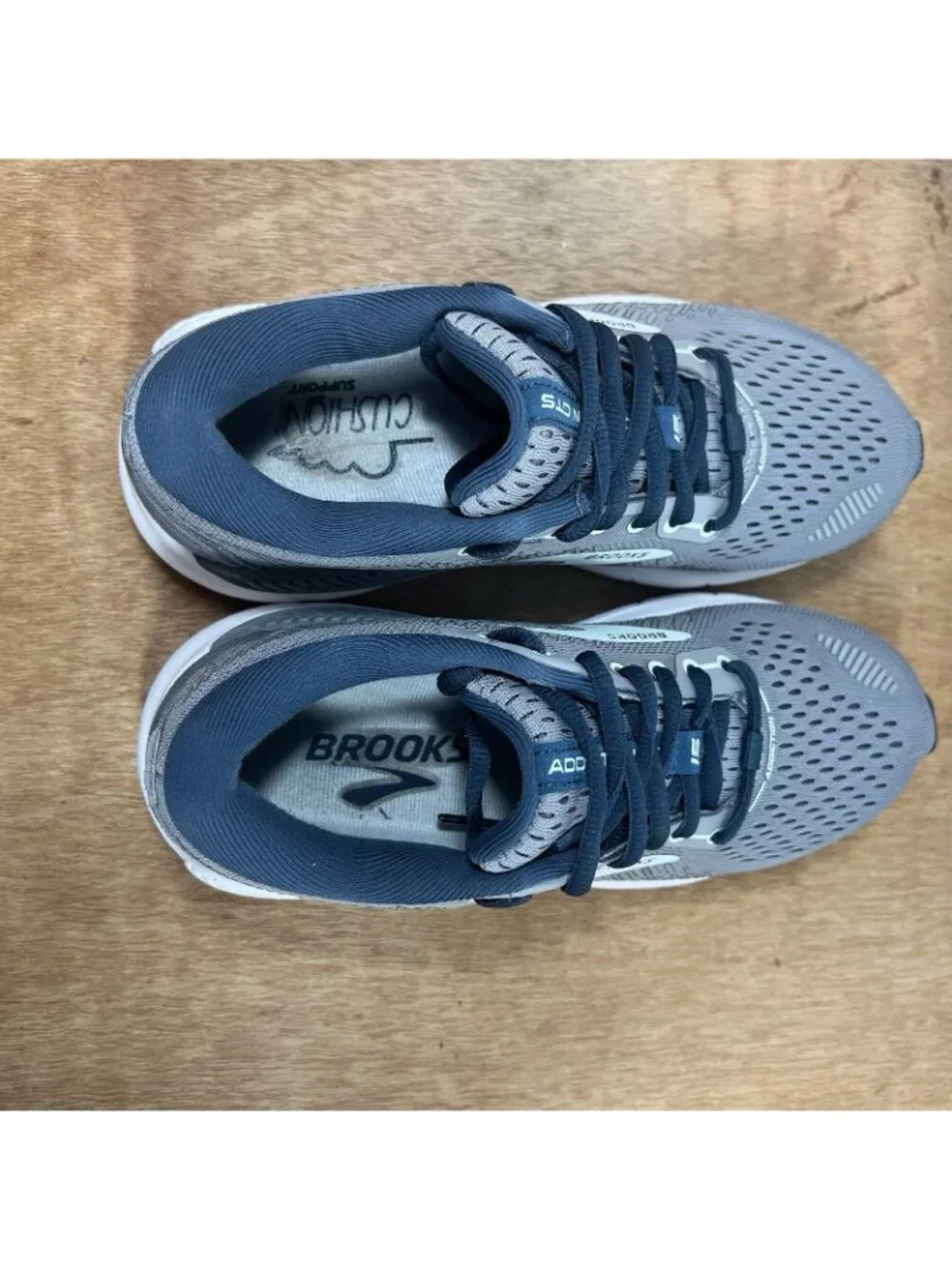 Brooks Addiction GTS 15 Women's Size 8 D Wide Grey Blue Running Shoes
